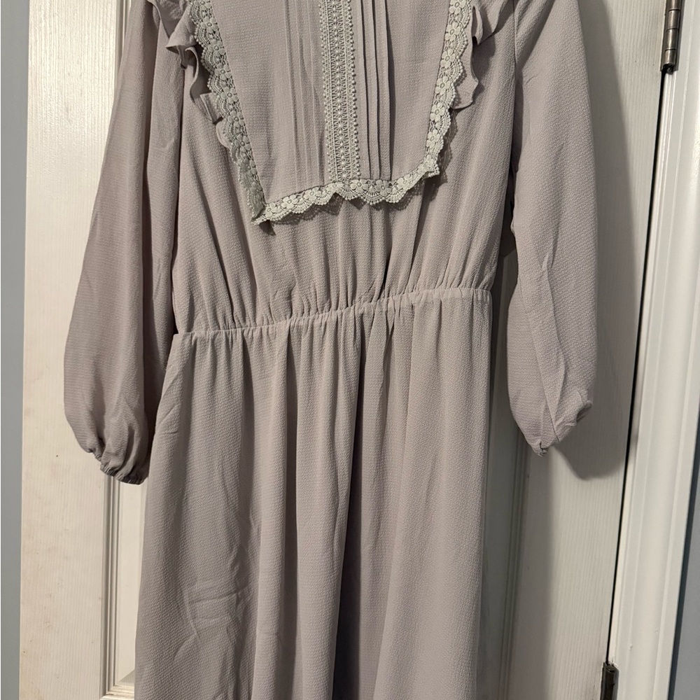 NWOT Elegant Boutique Gray Dress with‎ Lace Trim L